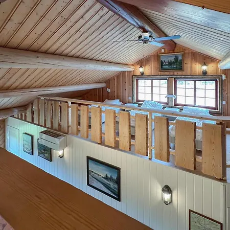 4 Bedroom Gorgeous In Ferienhaus Bagn