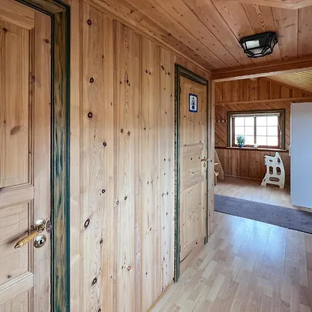 Ferienhaus 4 Bedroom Gorgeous In